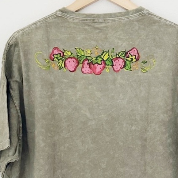 NWOT Strawberry Shortcake Oversized Graphic Tee - Picture 5 of 7